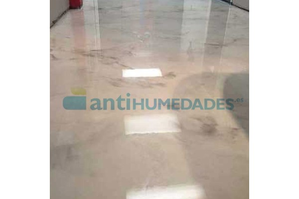 Resina de Poliuretano PU Alifatico Sopgal con acabado incoloro para suelos vinílicos o 3D