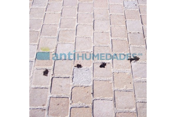 Hidrófugo antimanchas que facilita la limpieza de las superficies Nanohidrof 9 W Oleorepelente y Antimanchas