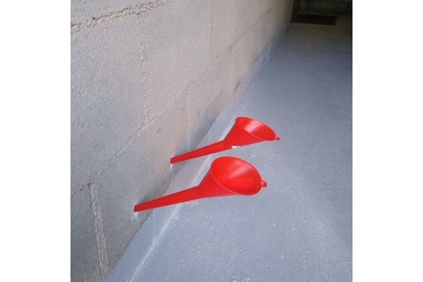 inyección de Capirsec para humedades capilares en pared de bloque