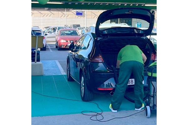 Loseta reforzada autoventilada antihumedad para suelos, resistente al paso de coches, para garages, lavaderos, zonas de trabajo