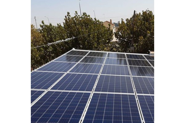 Limpiador Sopgal para mantenimiento de placas solares