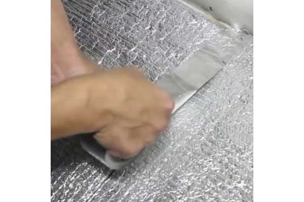 Cinta autoadhesiva de aluminio para uniones y sellado de aislante reflexivo