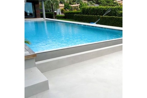Membrana de Poliuretano Incoloro para Piscinas de Microcemento