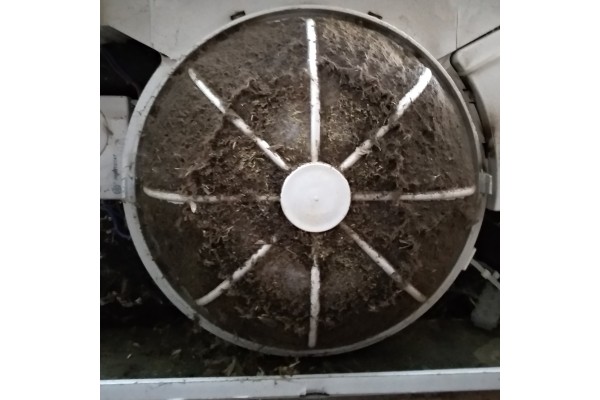 Recambio del filtro para el sistema de ventilación anticondensación