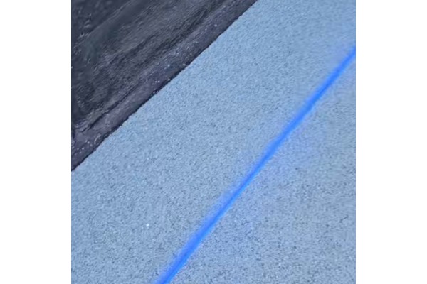 Línea realizada con azulete precisa y durable con Fijador de Azulete