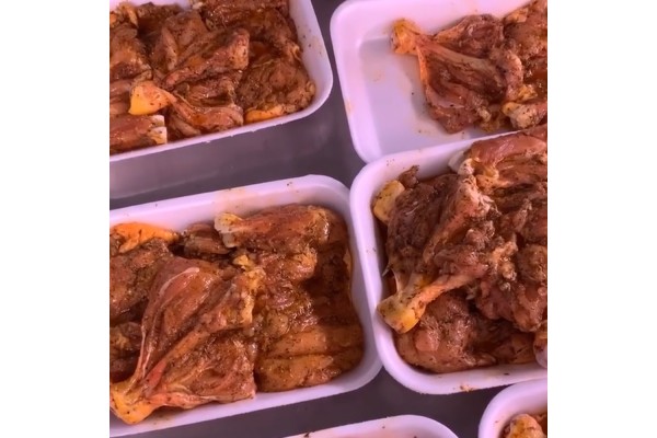 Bandeja uso alimentario para carnicerías, hostelería, restaurantes...