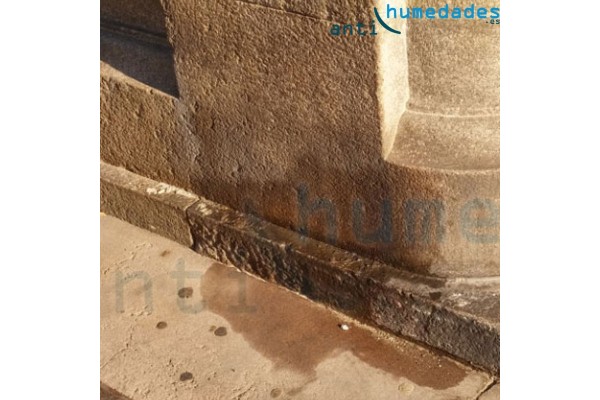 Super hidrofugo y oleo repelente Ultra Ever Dry. Repele orina de perros, orina de personas y sustancias con base olea