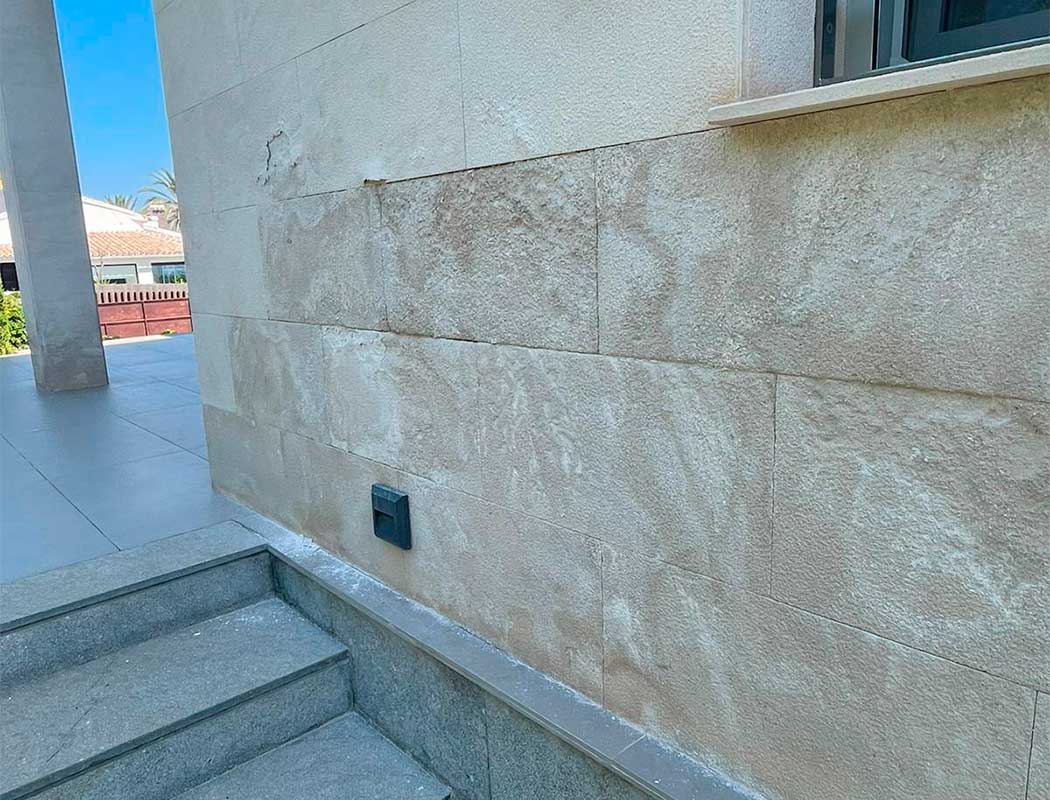 Producto para evitar que la piedra exterior de fachada se disgregue