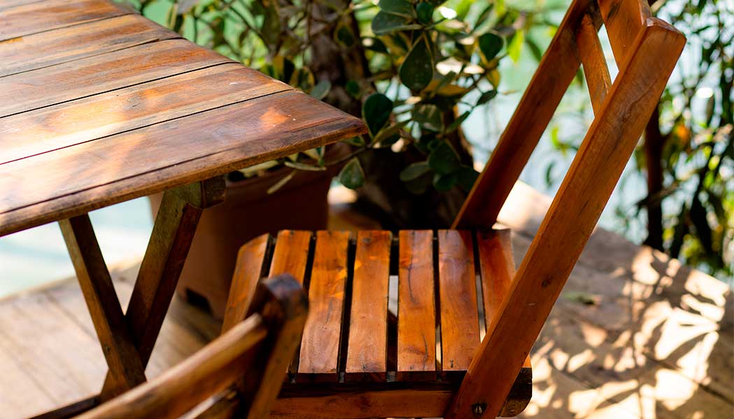 Producto para revitalizar la madera desgastada