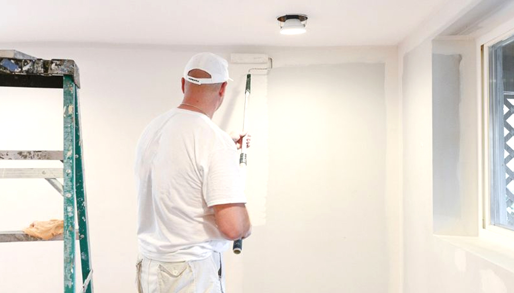 Pintado de pared con Pintura de Cal transpirable de Idroless 