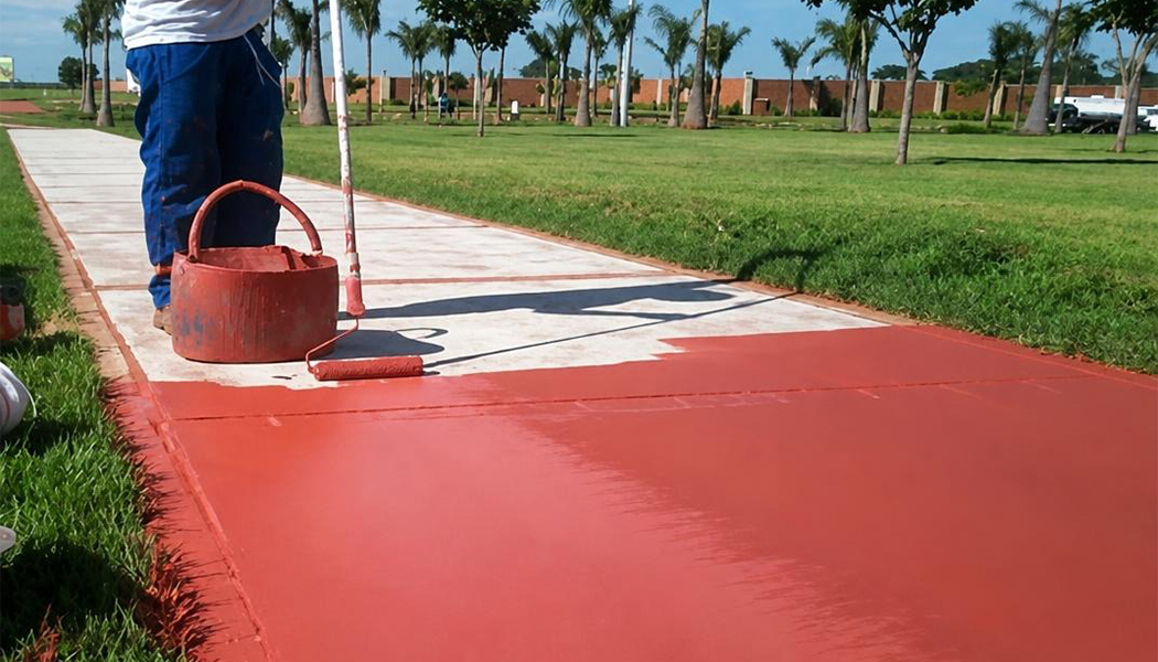 Pintura de poliuretano bicomponente con base y catalizador