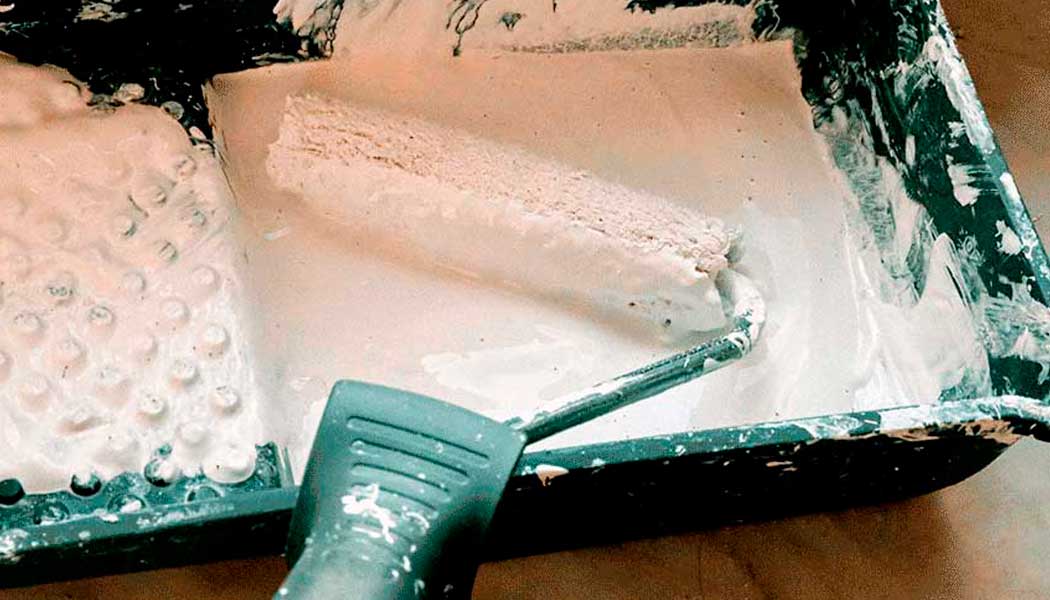 Disolvente de pintura epoxi para suelos industriales 